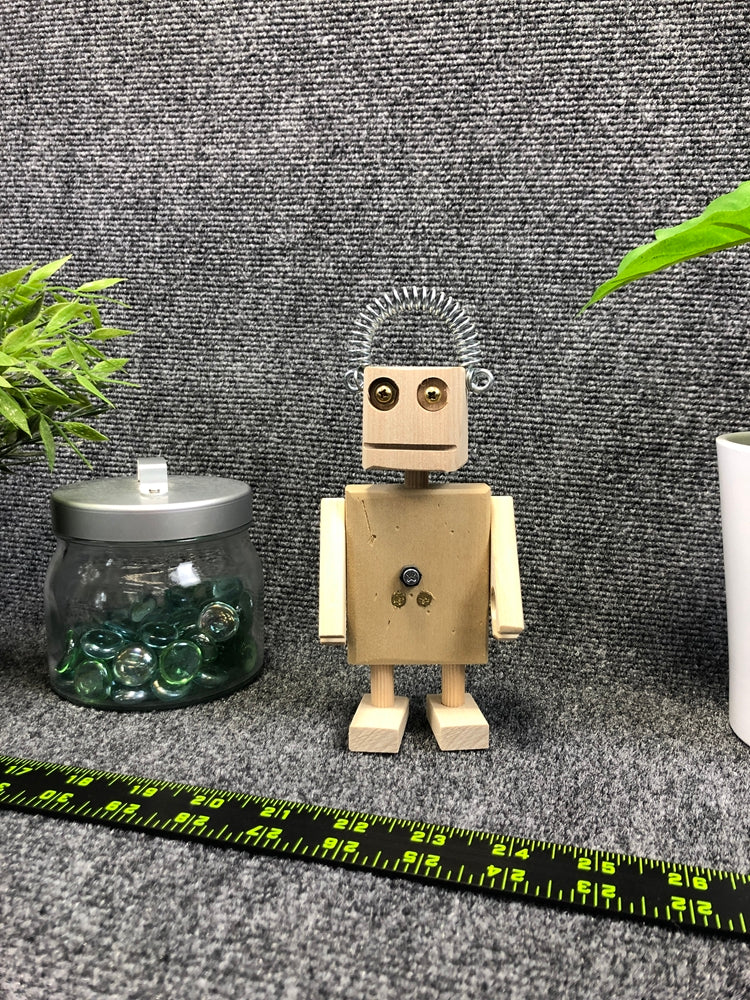 8001 Li'l Desk Robot Pal