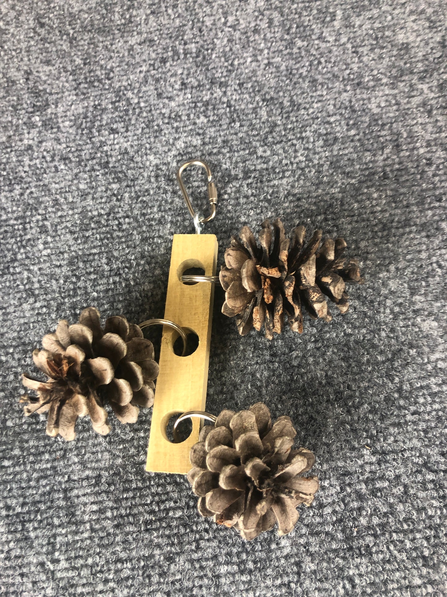 5345 Red Pine Hanger